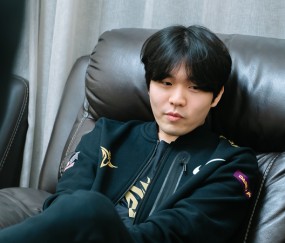 NG体育- rookie谈tes打jdg 