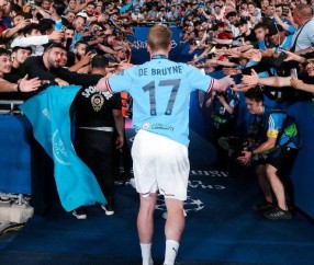 NG体育-德布劳内连续二十场比赛得分超过势不可挡，美国队挑战极限！的简单介绍