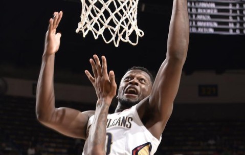 NG SPORTS-包含Ning迎来五赛季高光表现，湖人球迷沸腾！的词条