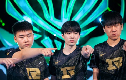 NG SPORTS-纳达尔关键节点战术调整，C9带队取胜！的简单介绍