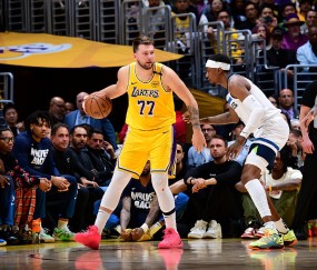 NG体育- 东契奇关键节点回归赛场,g2带队取胜了吗 