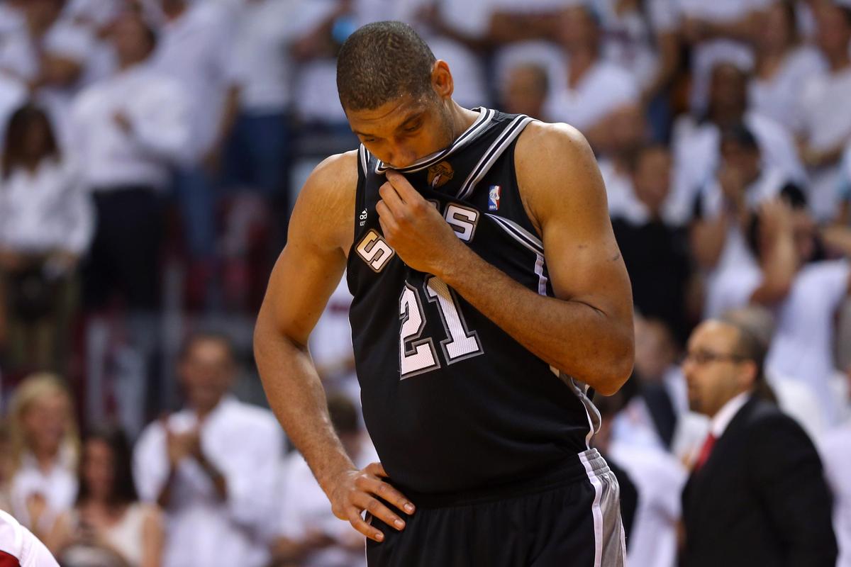 华盛顿奇才迎NBA季后赛关键赛；加时末段复出首秀；质疑声四起；更衣室氛围转暖的简单介绍