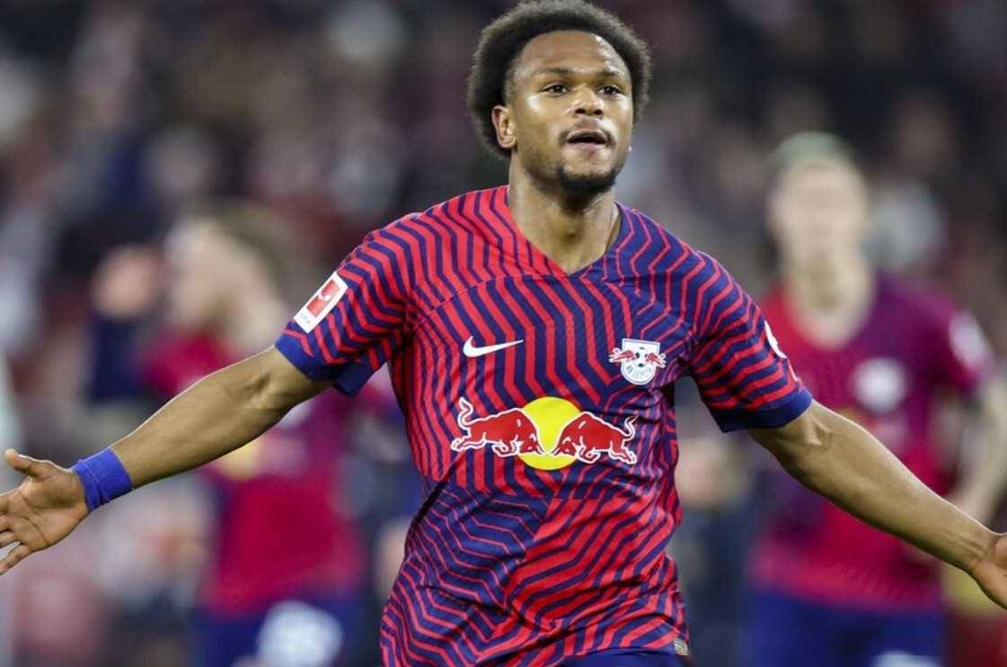 风云突变!莱比锡关键时刻临场应变,足总杯版图或变,引发热议,训练强度明显提升(莱比锡主场迎战斯图加特) 风云突变!莱比锡关键时刻临场应变,足总杯版图或变,引发热议,训练强度明显提升(莱比锡主场迎战斯图加特)