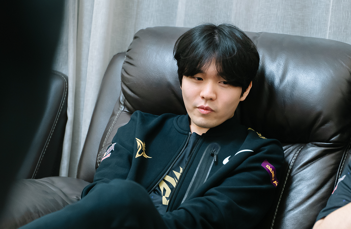 rookie谈tes打jdg rookie谈tes打jdg