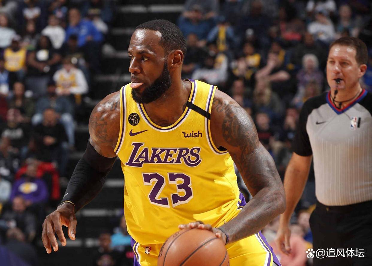 关于詹姆斯在篮网比赛中赛事规则更新，赛事规则更新引发热议！的信息